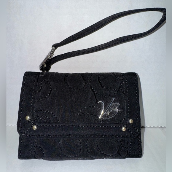 Vera Bradley Flap All In One Quilted Wallet Wristlet Black Magnetic Closure - Picture 1 of 5